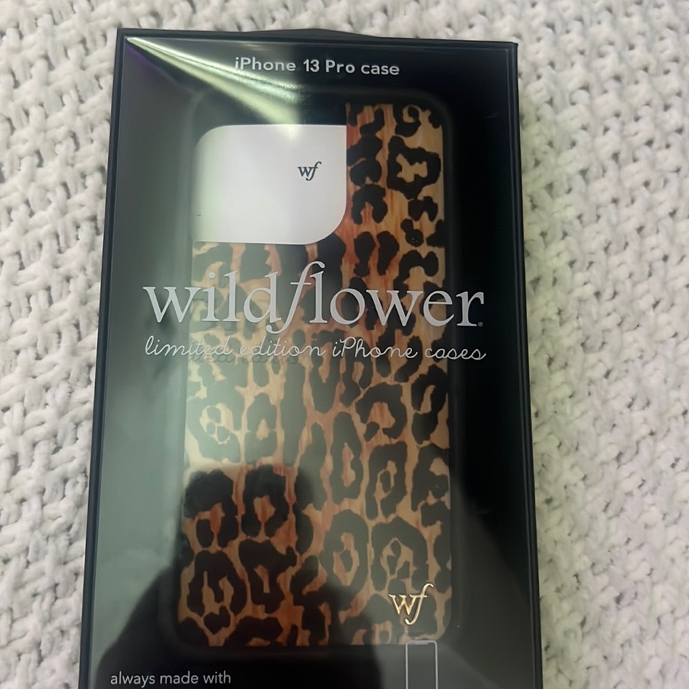 Wildflower Iphone 13 Pro case